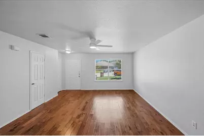 2728 Maegen Circle, Fort Worth, TX 76112 - Photo 8