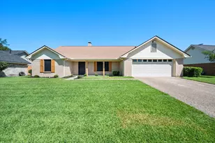504 Lexington Dr, Corsicana, TX 75110 - Photo 1