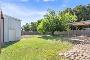 332 Bowie Ln, Hewitt, TX 76643 - Photo 8