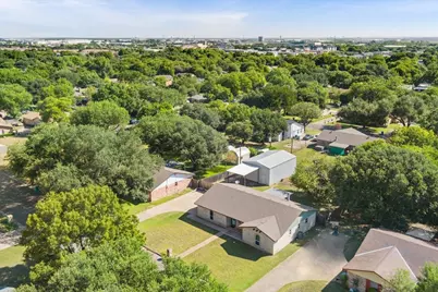 332 Bowie Lane, Hewitt, TX 76643 - Photo 2