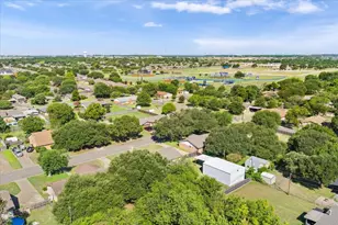 332 Bowie Ln, Hewitt, TX 76643 - Photo 34