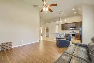 2400 Sabine Cir, Royse City, TX 75189 - Photo 4