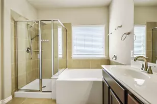 2400 Sabine Cir, Royse City, TX 75189 - Photo 18