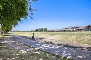2400 Sabine Cir, Royse City, TX 75189 - Photo 28