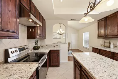 7909 Hayfield Court, Fort Worth, TX 76137 - Photo 6