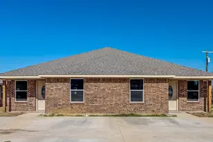 131-139 Houston St, Italy, TX 76651 - Photo 2