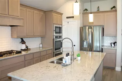 4405 Copper Point Drive, Fort Worth, TX 76036 - Photo 4