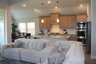 4405 Copper Point Drive, Fort Worth, TX 76036 - Photo 2