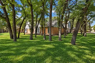 1409 Colony Dr, Irving, TX 75061 - Photo 2