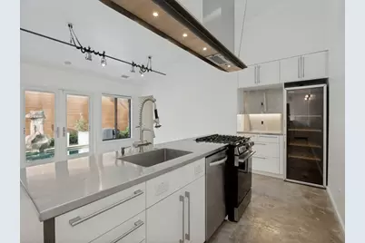 43 Vanguard Way, Dallas, TX 75243 - Photo 6