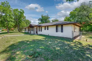 3000 Old Robinson Rd, Waco, TX 76706 - Photo 2