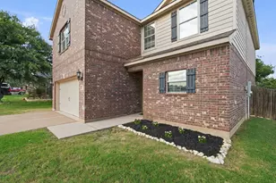 177 Buffalo Ridge Dr, Newark, TX 76071 - Photo 2
