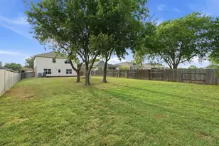 177 Buffalo Ridge Dr, Newark, TX 76071 - Photo 36