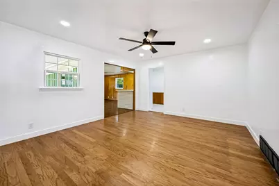 613 Whitener Road, Euless, TX 76040 - Photo 2