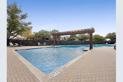 243 Woodson Street, Irving, TX 75063 - Photo 22