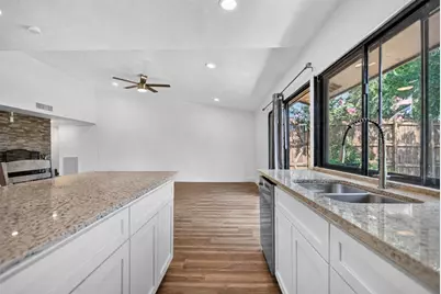 9009 Willowbrook Drive, Rowlett, TX 75088 - Photo 6