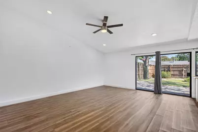 9009 Willowbrook Drive, Rowlett, TX 75088 - Photo 4
