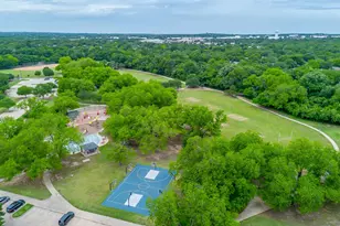 2932 S Creekwood Dr, Grapevine, TX 76051 - Photo 28