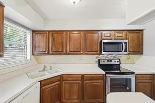 2014 Willoughby Ln, Arlington, TX 76011 - Photo 8