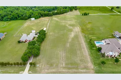 104 Green Meadow Court, Gunter, TX 75058 - Photo 2