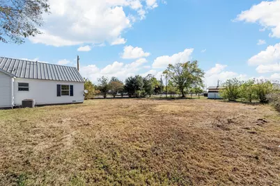 403 S 5th Street, Rosebud, TX 76570 - Photo 14
