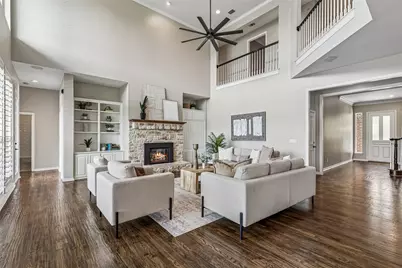 2206 Clearspring Drive N, Irving, TX 75063 - Photo 6