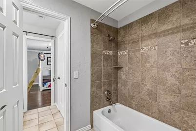 2206 Clearspring Drive N, Irving, TX 75063 - Photo 18