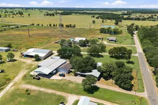 252 Blackland Rd, Riesel, TX 76682 - Photo 2
