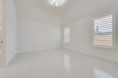 1424 Silent Springs Drive, Fort Worth, TX 76052 - Photo 32