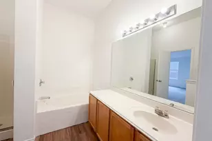 2563 Taos Dr, Grand Prairie, TX 75051 - Photo 16