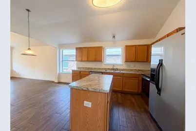 2563 Taos Drive, Grand Prairie, TX 75051 - Photo 6
