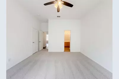 2563 Taos Drive, Grand Prairie, TX 75051 - Photo 4