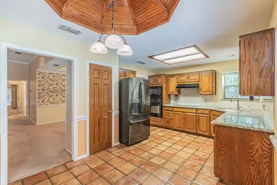 3901 Echo Hill Court, Arlington, TX 76001 - Photo 14