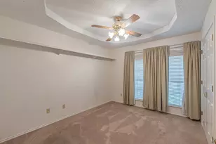 3901 Echo Hill Ct, Arlington, TX 76001 - Photo 32