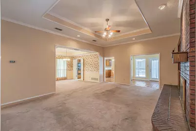 3901 Echo Hill Court, Arlington, TX 76001 - Photo 10