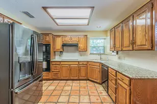 3901 Echo Hill Ct, Arlington, TX 76001 - Photo 22