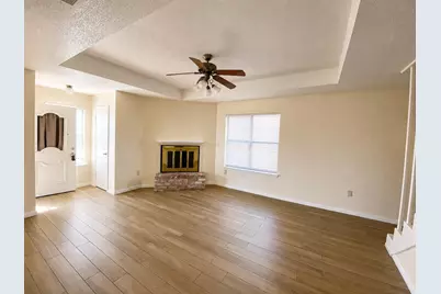 530 Rawls Circle, Irving, TX 75061 - Photo 4