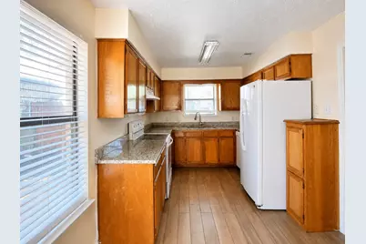 530 Rawls Circle, Irving, TX 75061 - Photo 2