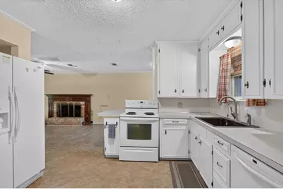 2356 Ballycastle Drive, Dallas, TX 75228 - Photo 14