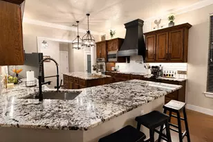 7204 Montgomery Rd, Midlothian, TX 76065 - Photo 10