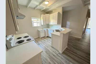 221 San Angelo Avenue, Benbrook, TX 76126 - Photo 4