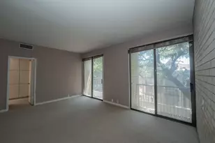 2818 Welborn Dr, Dallas, TX 75219 - Photo 14