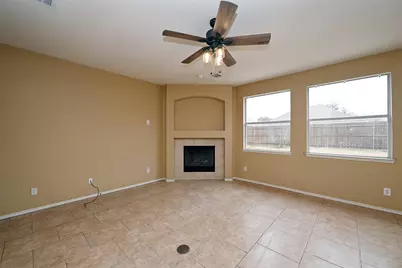 10706 Gleneagles Lane, Rowlett, TX 75089 - Photo 4