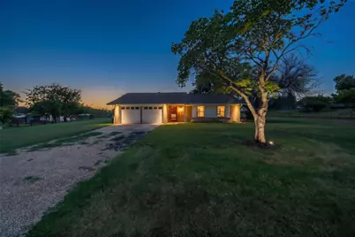 2102 Hill Top Circle, Weatherford, TX 76085 - Photo 36