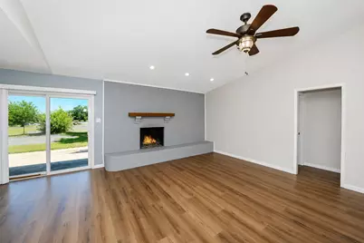 2102 Hill Top Circle, Weatherford, TX 76085 - Photo 6