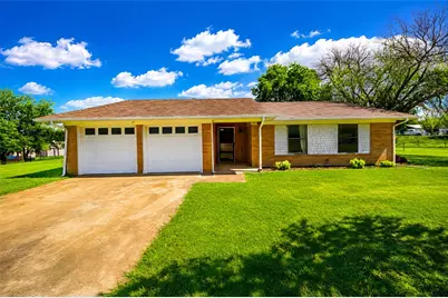 2102 Hill Top Circle, Weatherford, TX 76085 - Photo 2