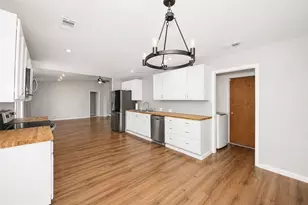 2102 Hill Top Cir, Weatherford, TX 76085 - Photo 10