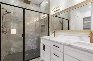4233 Avenue H, Fort Worth, TX 76105 - Photo 14