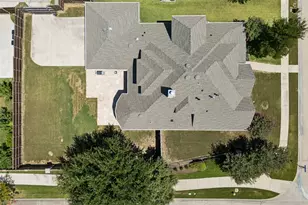7701 Glenmere Trl, Sachse, TX 75048 - Photo 2