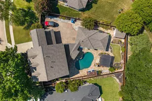 904 Autumn Ridge Dr, McKinney, TX 75072 - Photo 2